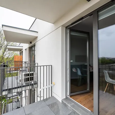 Zupnicza Praga By Bookinghost * 华沙